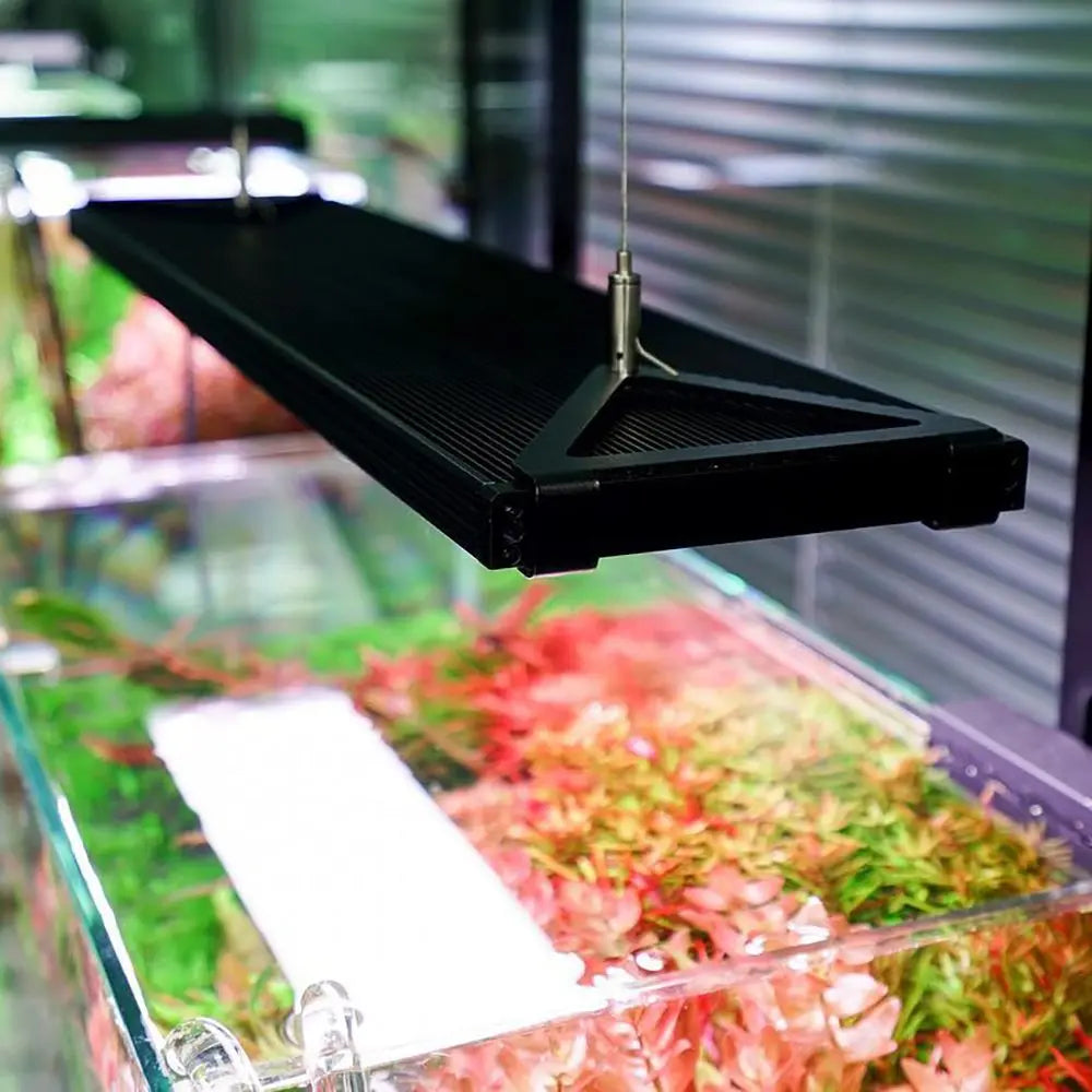 Chihiros WRGBII-Pro30 ไฟ LED สำหรับตู้ไม้น้ำ ขนาด 30-45ซม.